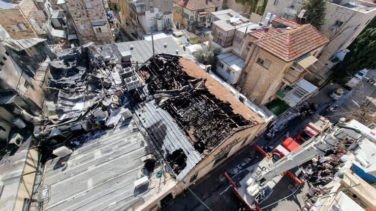 השריפה במוסדות סאטמר ברחוב יונה, אדר תשפ"ג. צילום: דוברות כבאות והצלה