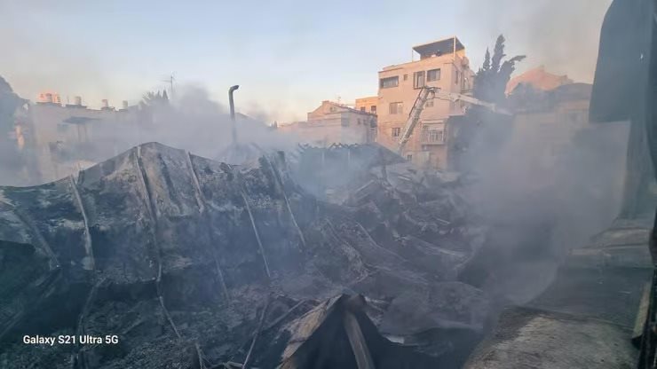 השריפה במוסדות סאטמר ברחוב יונה, אדר תשפ"ג. צילום: דוברות כבאות והצלה