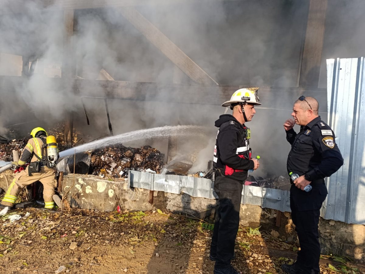 השריפה בבית צפאפא. צילום: דוברות כבאות והצלה