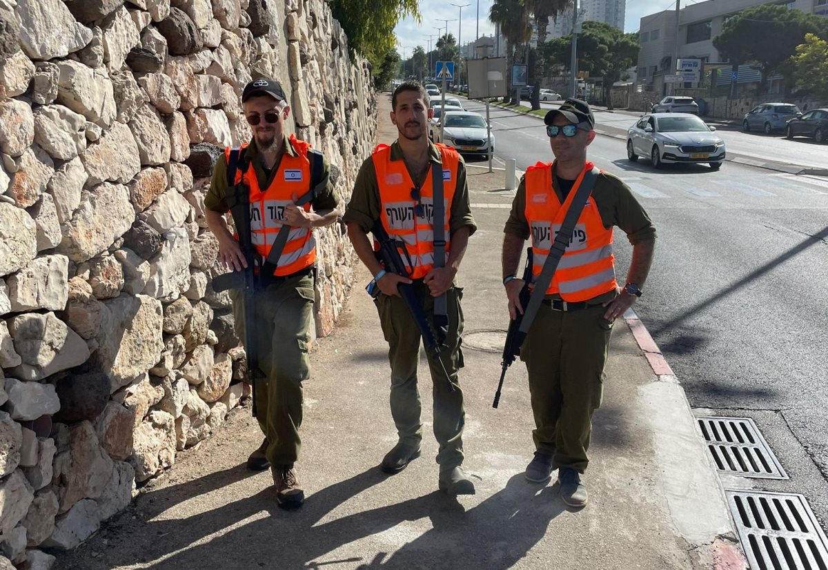 חיילי פיקוד העורף בסיור. צילום: עיריית חיפה