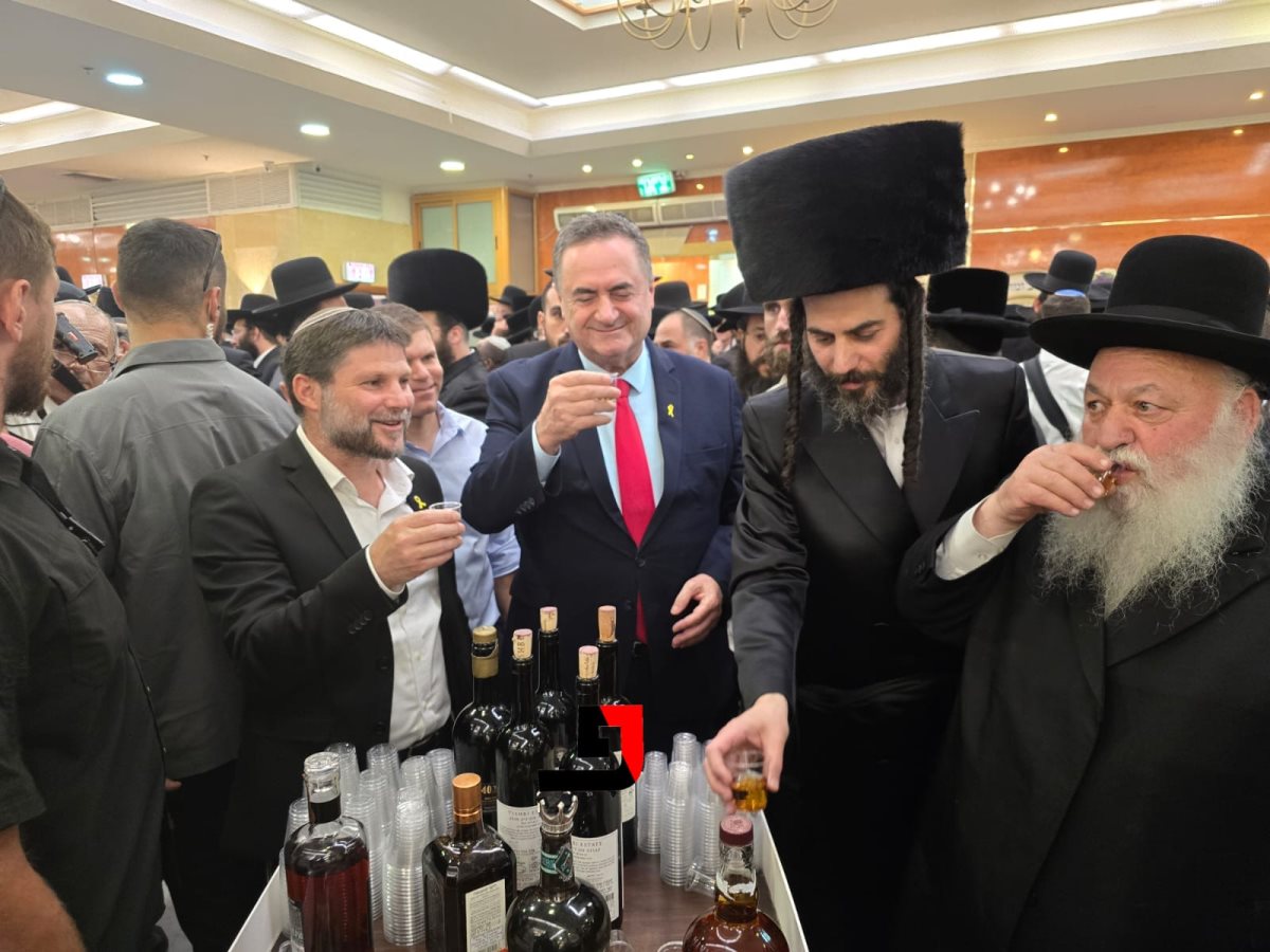 חתונת בבצ&#39;יק. תמונה לפי חוק ז&quot;י 27