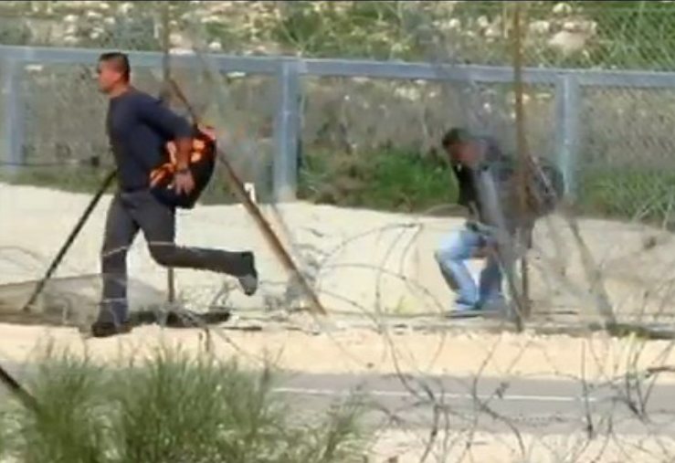 שבחים חוצים באין מפריע | ארכיון שבחים חוצים באין מפריע | ארכיון