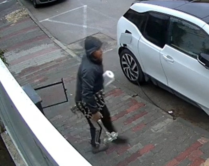 הגנב והחנוכיה | שימוש לפי סעיף 27א