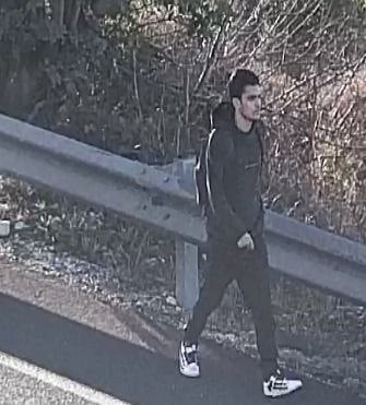 המחבל כפי שנקלט במצלמות האבטחה | שימוש לפי סעיף 27א