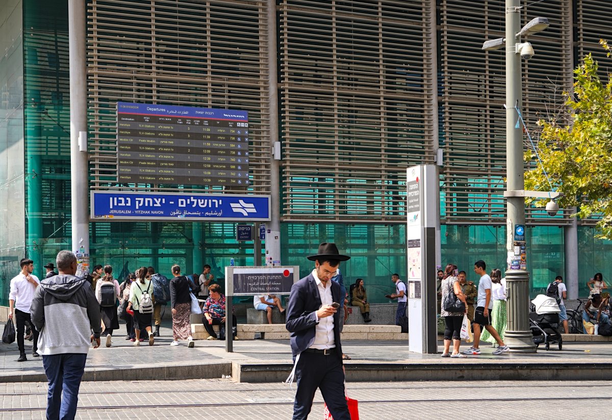 תחנת נבון בירושלים | shutterstock