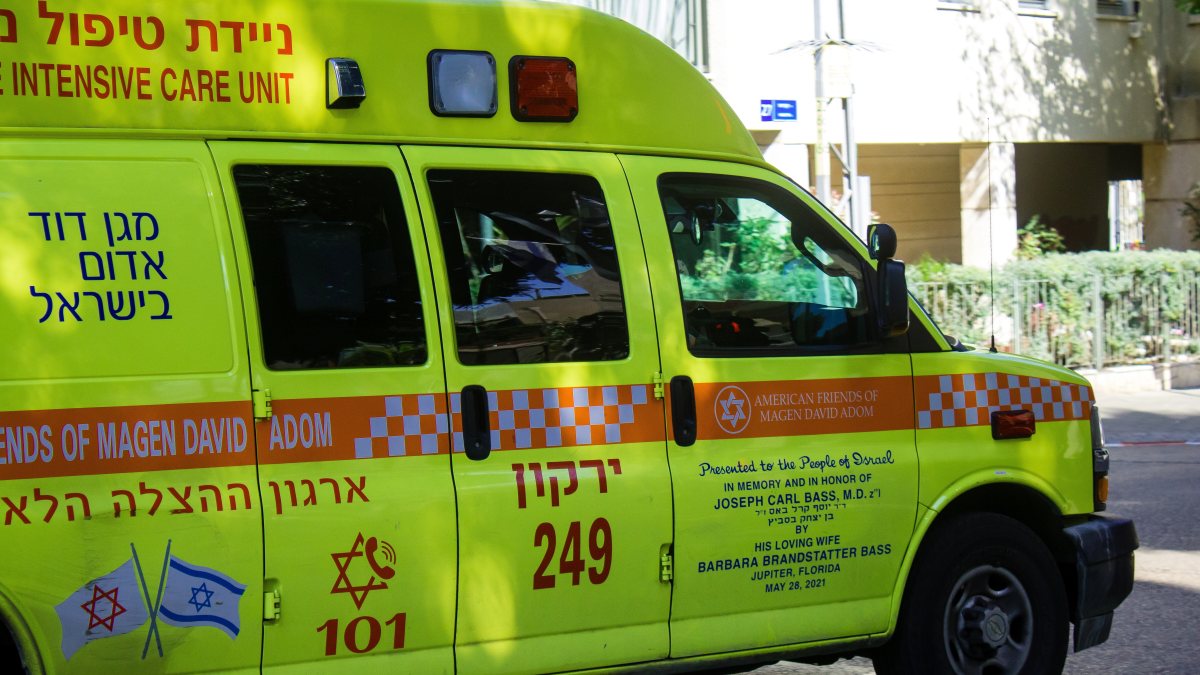 ניידת טיפול נמרץ | shutterstock