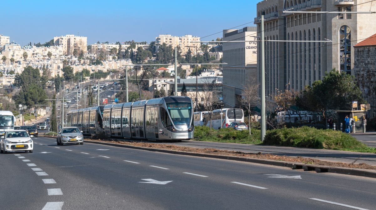 הרכבת הקלה | שאטרסטוק