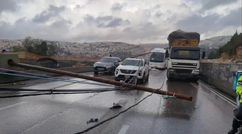 קיסת העמודים | מד&quot;א