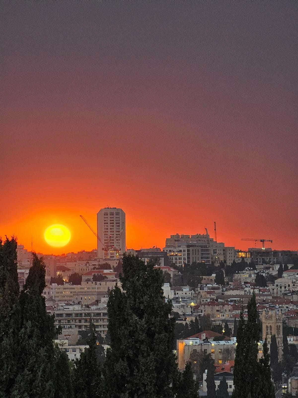 שקיעה. תחרות תמונה ירושלמית. אילה