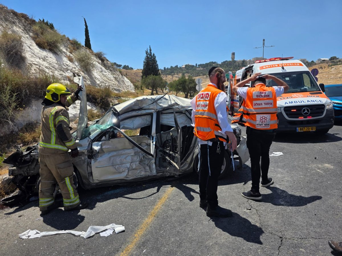 הרכב המחוץ בזירת התאונה | איחוד הצלה