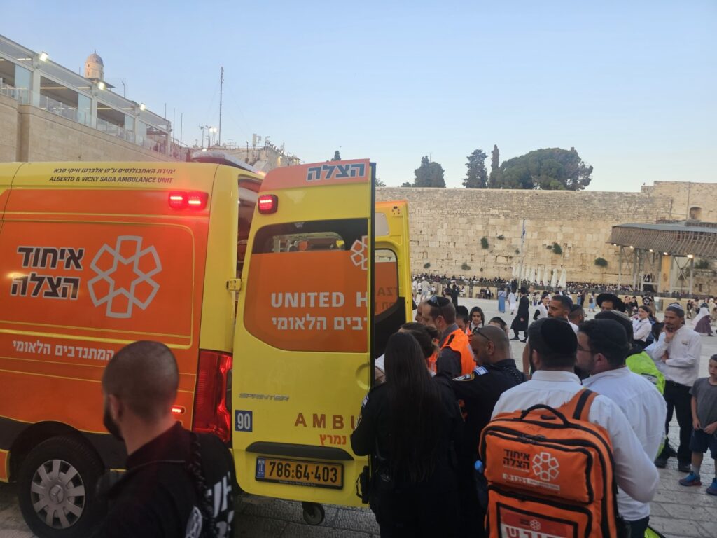 זירת האירוע בכותל | איחוד הצלה זירת האירוע בכותל | איחוד הצלה