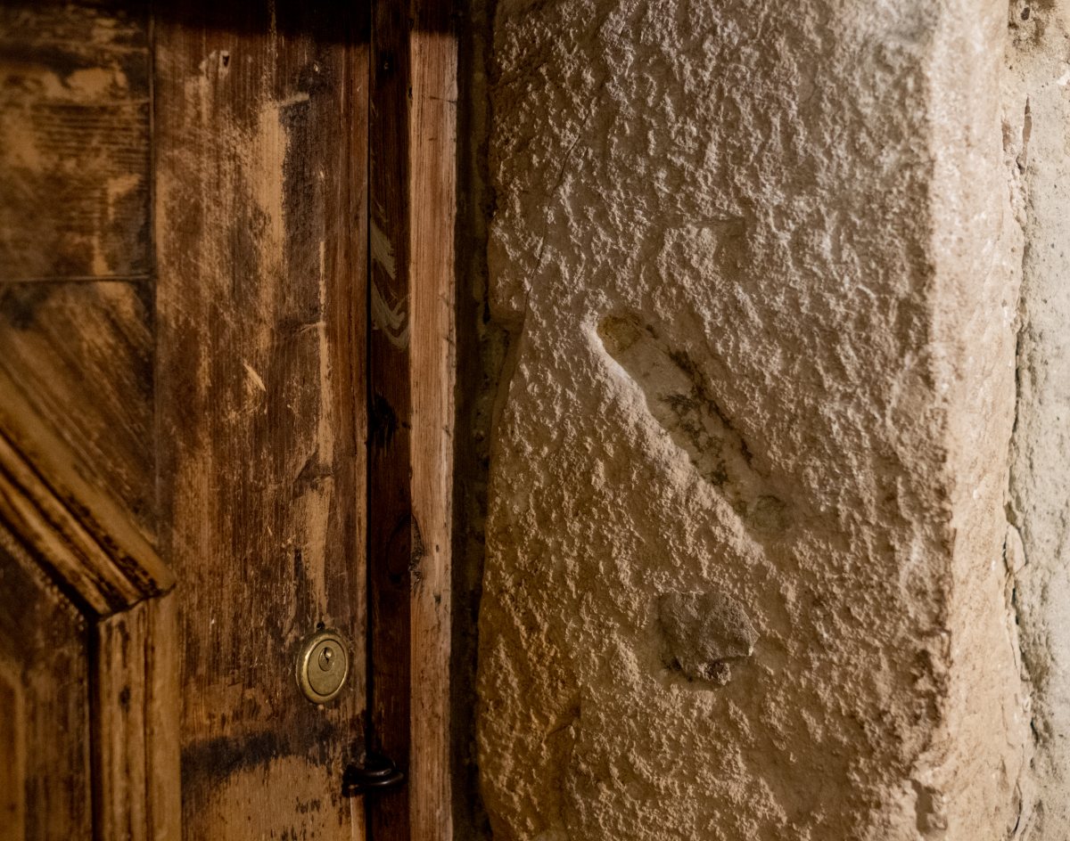 תלשו את המזוזה | אילוסטרציה shutterstock