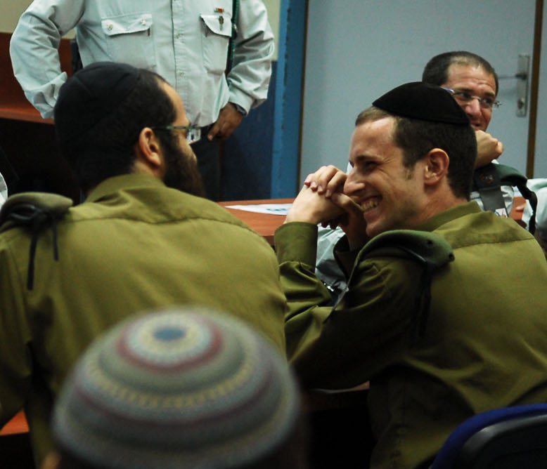 חרדים בצה"ל | ארכיון דובר צה"ל / ויקיפדיה https://www.flickr.com/photos/idfonline/5113459831/