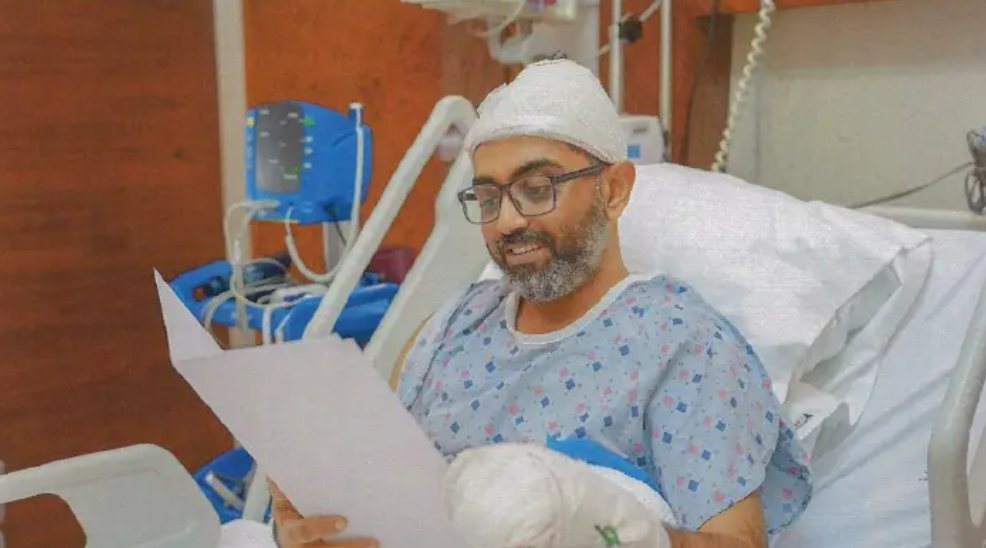 הטייס ההודי הגיבור עם מכתב הנשיא | דוברות בית הנשיא