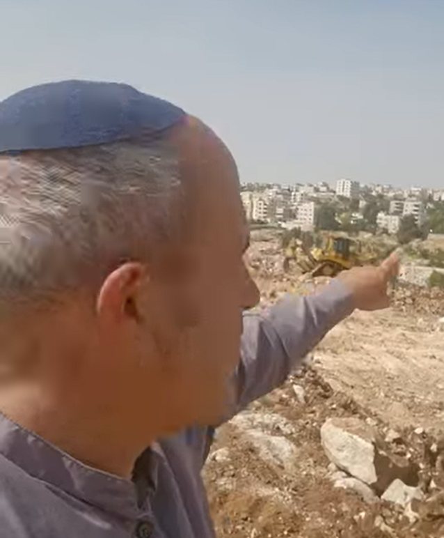 "נושקת לבית חנינא" | אריה קינג בסרטון