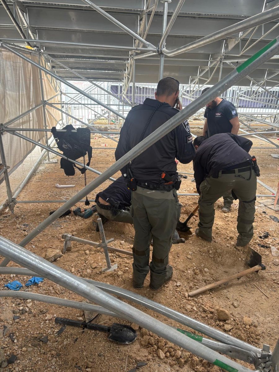 חבלני המשטרה במתחם הנפילה בירושלים | דוברות המשטרה