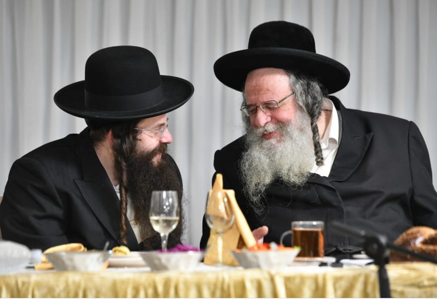 הגראמ אלתר עם דודו הגרש אלתר. דבר אמת