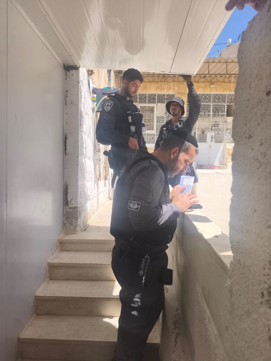 פשיטת הגבייה | דוברות המשטרה