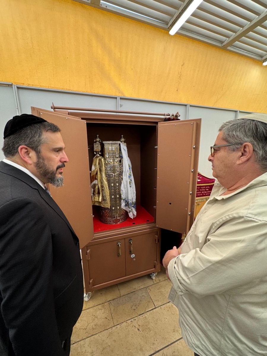 ארון הקודש החדש | צילום: שערי צדק