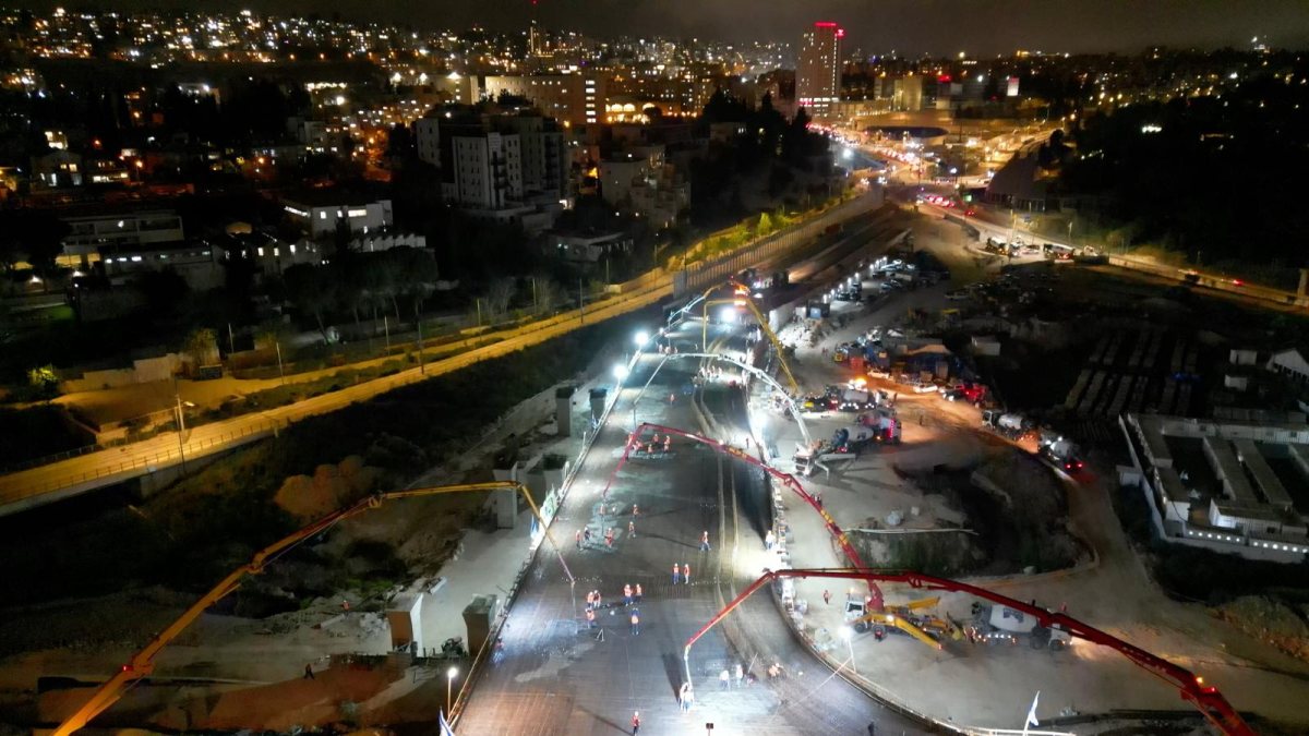 הגשר שהוקם בן לילה | דוברות עיריית ירושלים