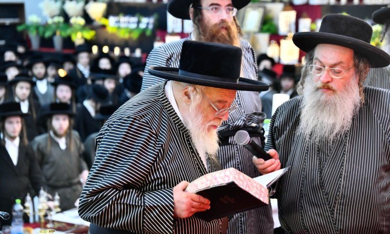 האדמו"ר מתולדות אהרן | ארכיון: שוקי לרר