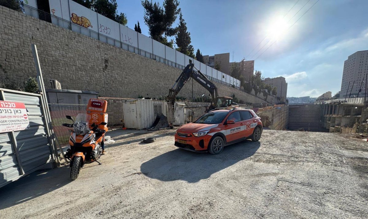 זירת הקריסה | איחוד הצלה