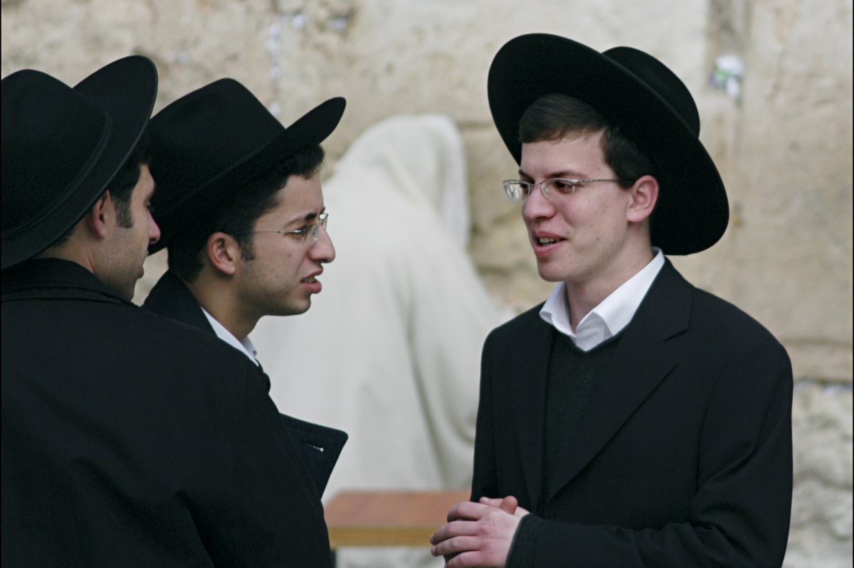 "סערת הפאות": למצולמים אין קשר לכתבה | אילוסטרציה shutterstock
