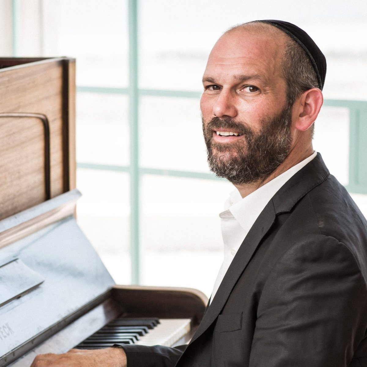 יונתן רזאל | מתוך פייסבוק