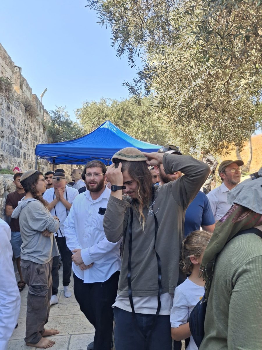 תפילין בהר הבית | ארגון בידינו