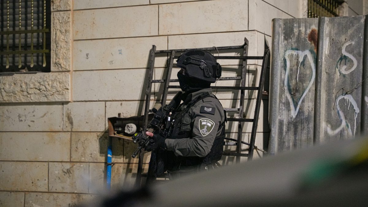 הפשיטה הלילית | דוברות המשטרה