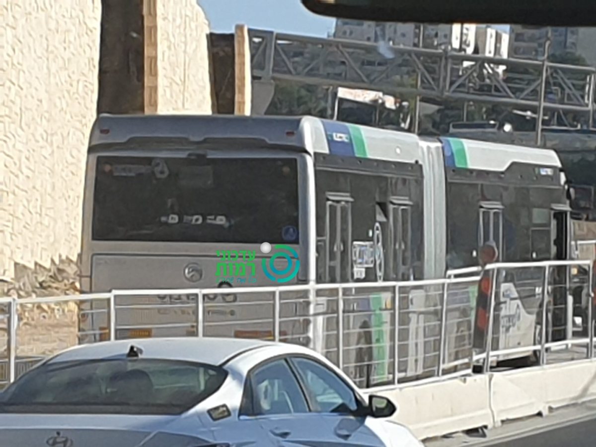 האוטובוס התקוע התורן | עדכוני רמות