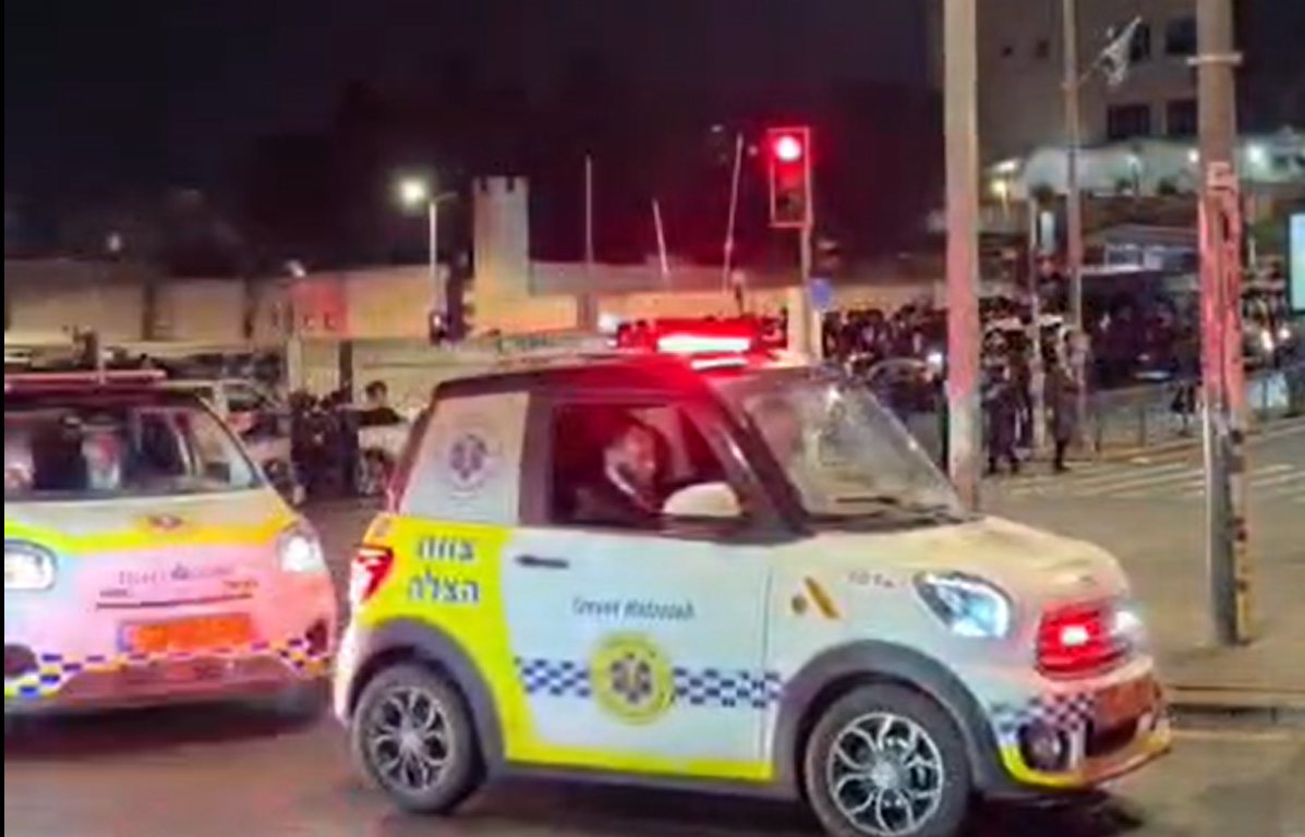 שיירת הצלה בכבוד אחרון | צוות הצלה