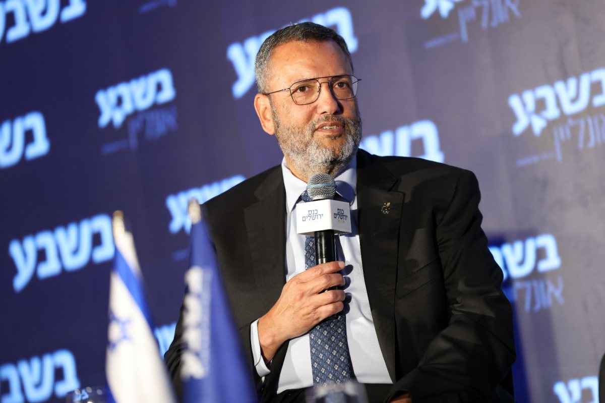 חשף את הנתונים - משה ליאון בראיון ל'בשבע' | צילום: חיים טויטו-בשבע