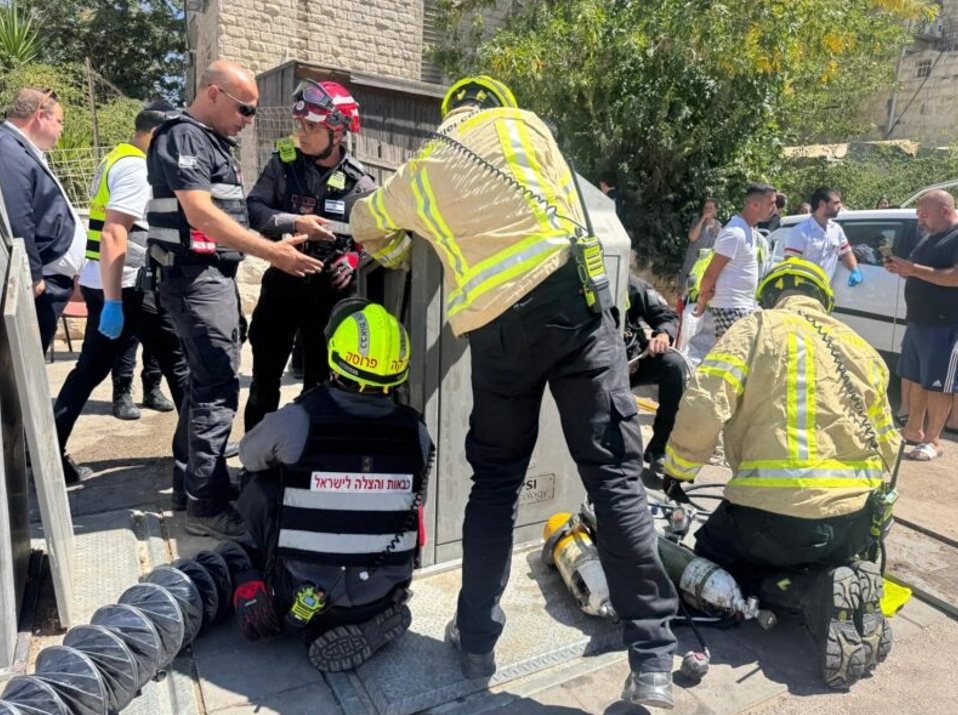 פעולות החילוץ אם מפוח האויר | כבאות והצלה