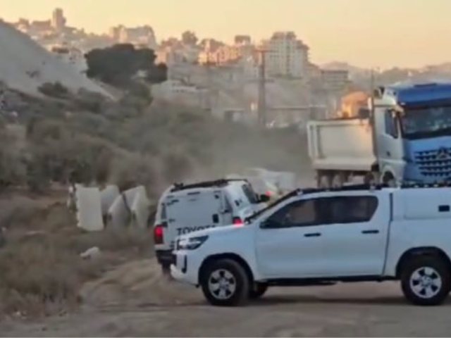 כניסת כוחות לצור באהר כדי להרוס מבנים. פרסום לפי סעיף 27א לחוק זכויות יוצרים