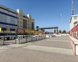 ההיערכות לשבוע הספר בכיכר ספרא. צילום: עיריית ירושלים