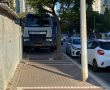 משאית פינוי הגזם חסמה את הדרך; העירייה תרענן נהלים 