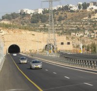 מנהרת הארזים | ויקיפדיה