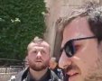 המגורש והכובע (מציץ בשוליים) | מתוך הסרטון - הארץ