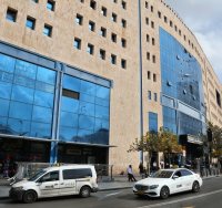 "תלוי בטווח" - מוניות בירושלים | shutterstock