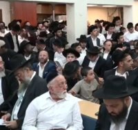 "בוגד" - המהומה ביזדים | מקור: דר וסוחרת