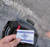 דגל ישראל משולב צלב קרס | דוברות המשטרה