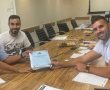 עם קוסמטיקאית ומוסכניק: המועמד לראשות העיר הציג את רשימתו לבחירות