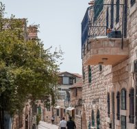 מאה שערים | shutterstock