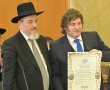 "שלום, חבייר": גלריית הענק מביקורו של נשיא ארגנטינה בישיבת חברון