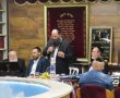 סיום השובבי"ם נחתם בכתיבת אותיות בספר תורה עם רב העיר
