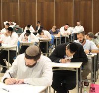 הגברים בבנייני האומה - והנשים? (ארכיון הרבנות הראשית)