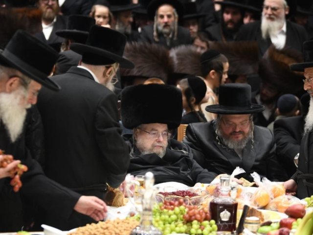 חצר בעלזא. צילום: אנשיל בעק