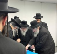 האדמו"ר מגור בקלפי אמש | שימוש לפי סעיף 27א