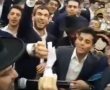 בשיא ההקפות: ראש הישיבה קורע צו גיוס למצהלות התלמידים | צפו